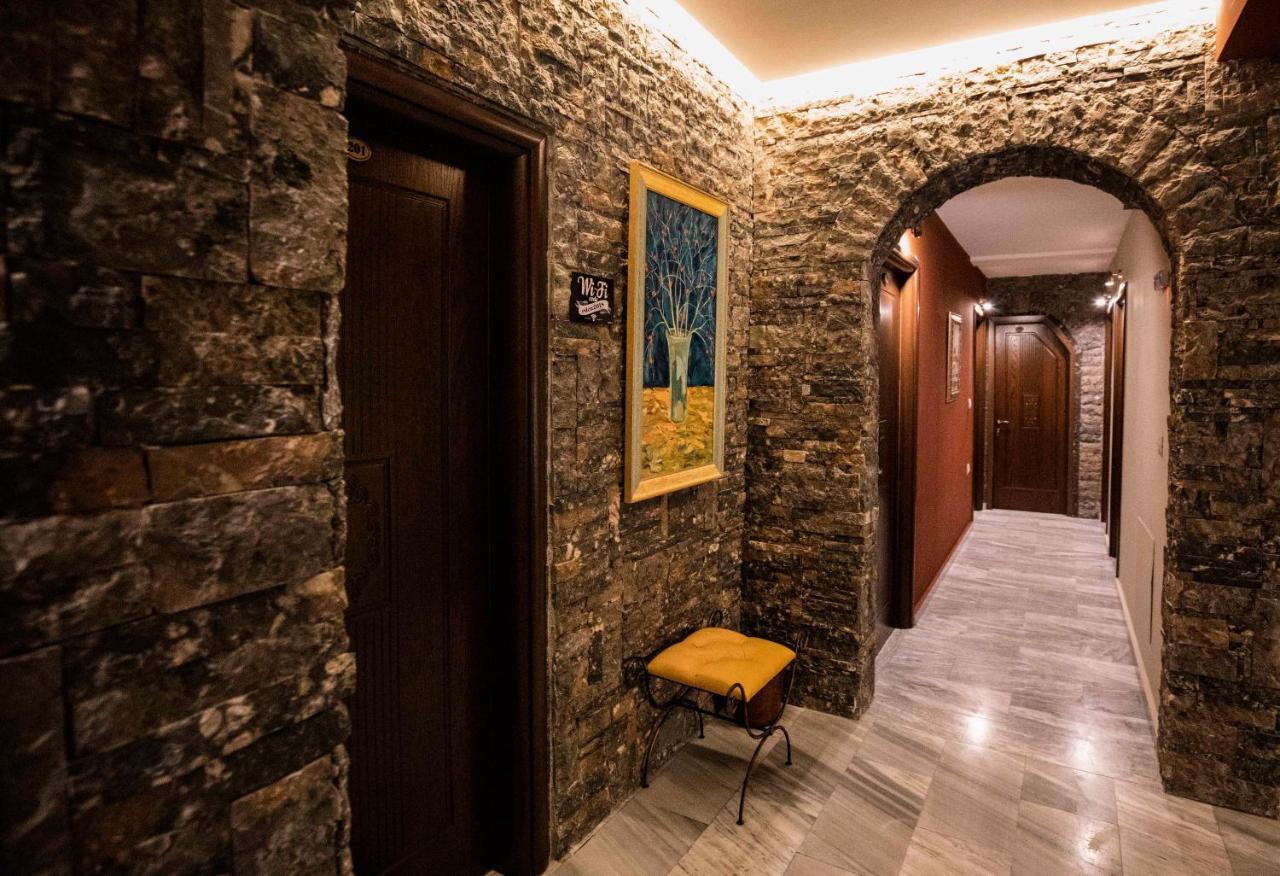 Vila Eden Boutique Hotel Korce Exteriér fotografie