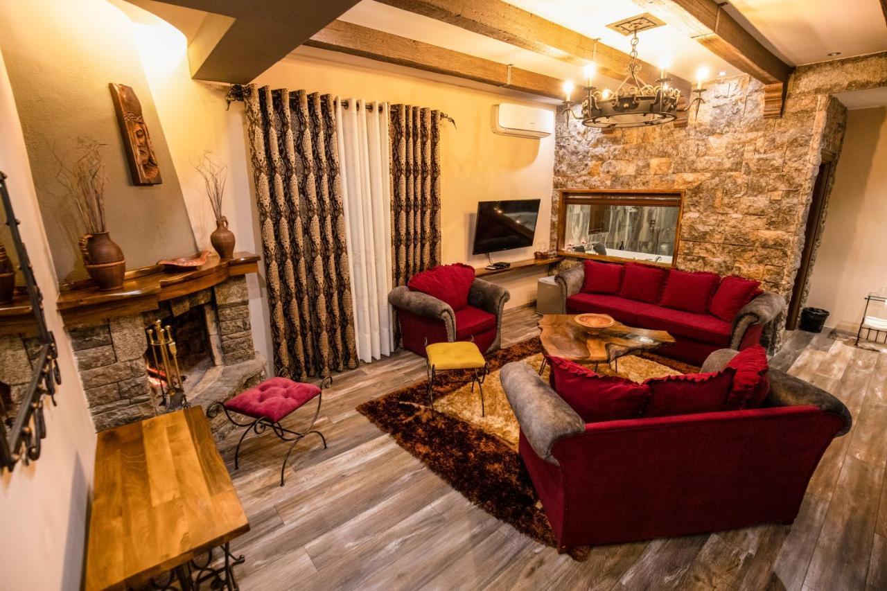 Vila Eden Boutique Hotel Korce Exteriér fotografie