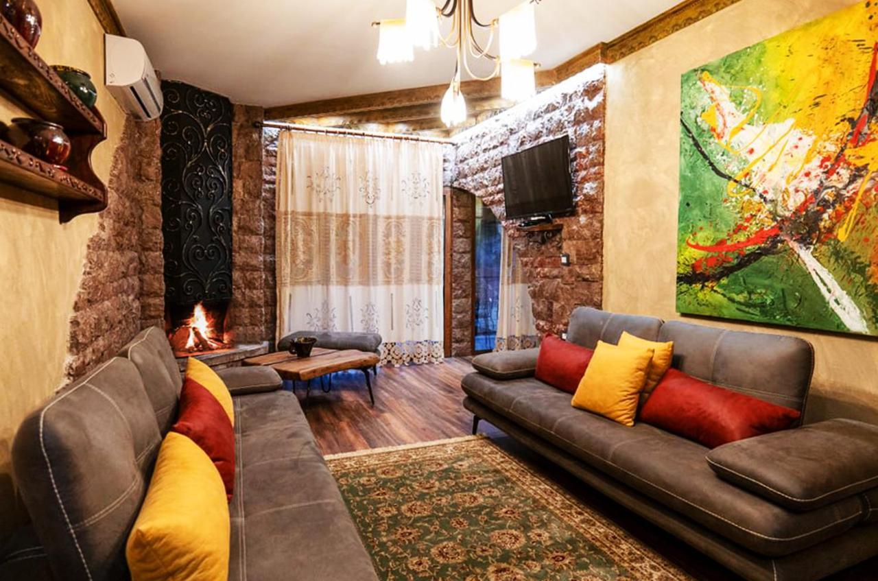 Vila Eden Boutique Hotel Korce Exteriér fotografie