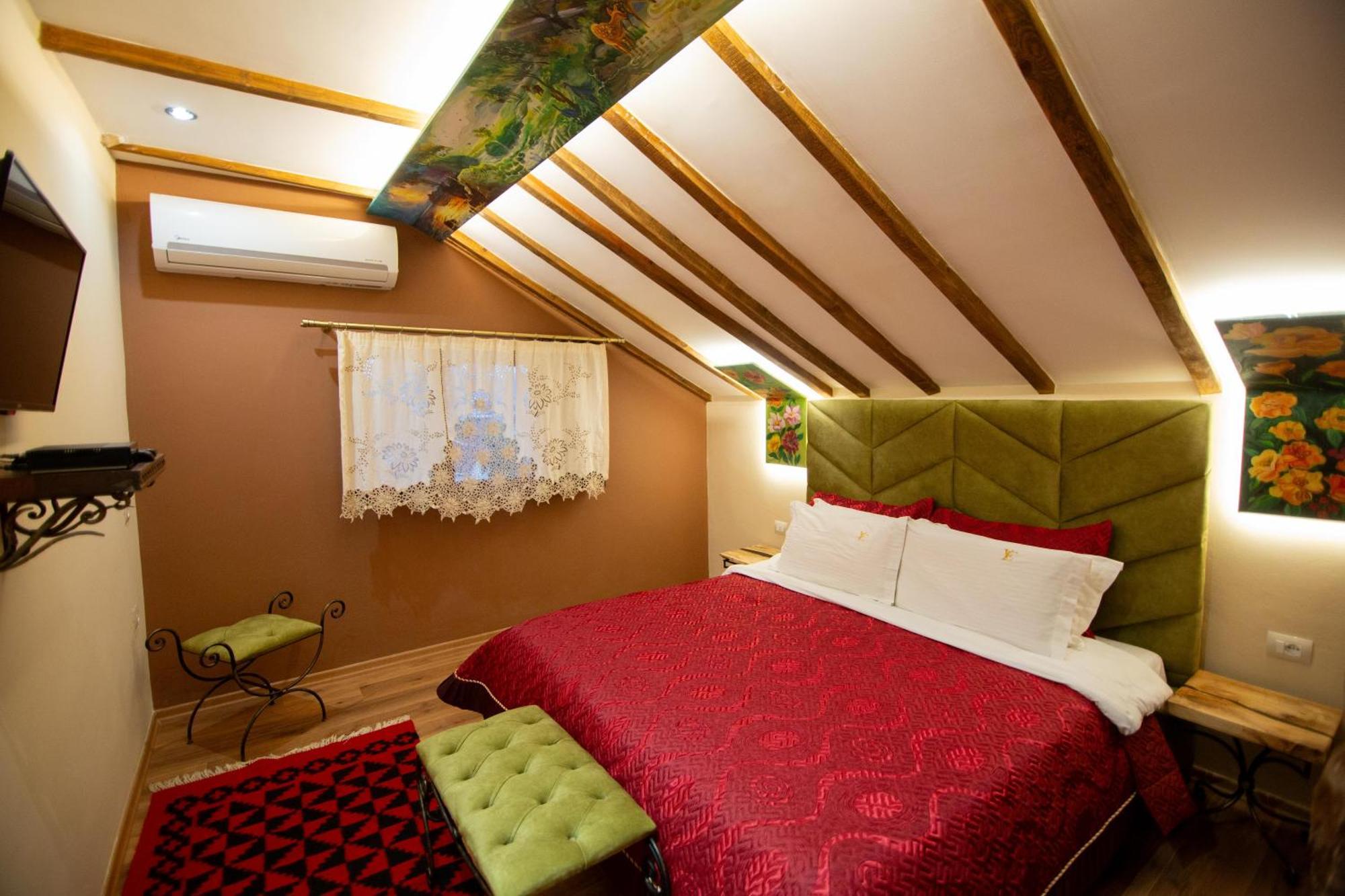Vila Eden Boutique Hotel Korce Exteriér fotografie