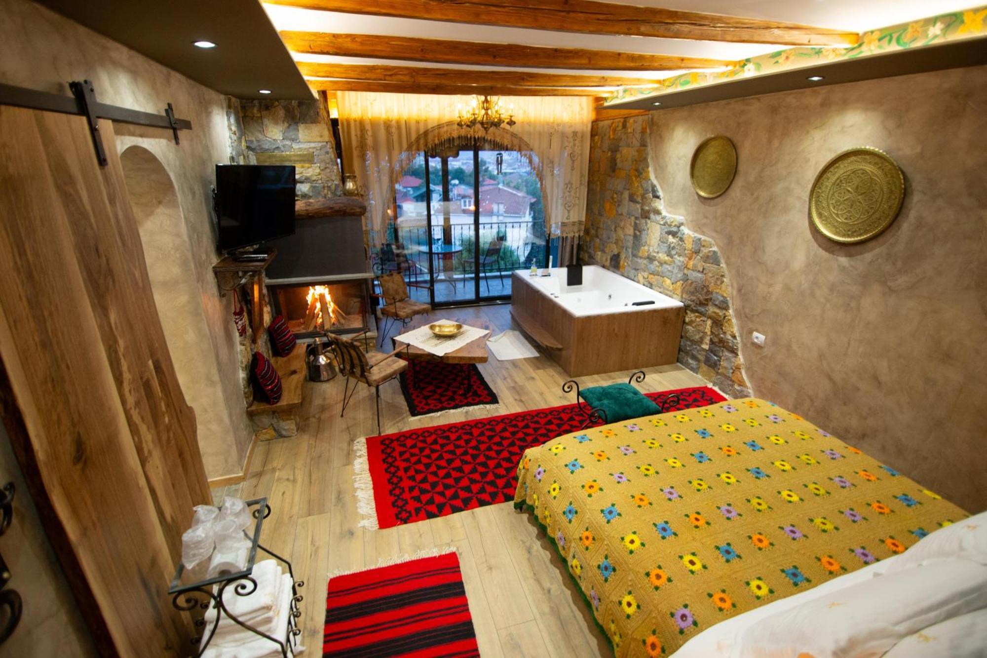 Vila Eden Boutique Hotel Korce Exteriér fotografie