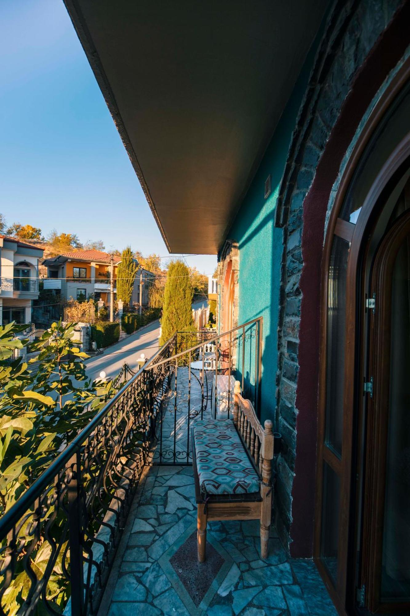 Vila Eden Boutique Hotel Korce Pokoj fotografie