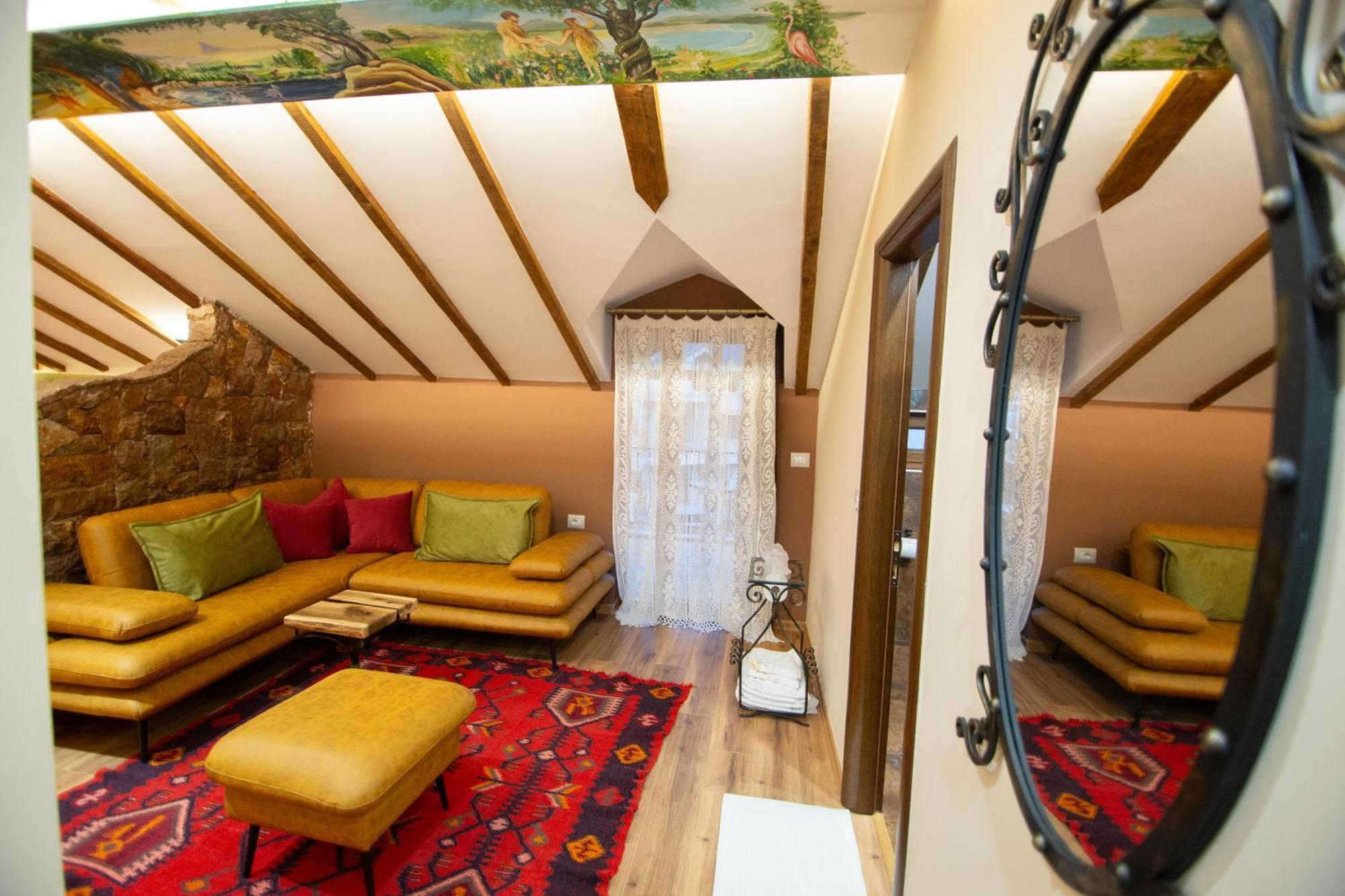 Vila Eden Boutique Hotel Korce Exteriér fotografie